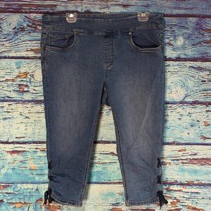 Jeaniologie Frankie & Stella Cropped Denim Jeans with Lace Detail